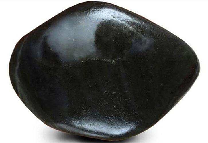 черный нефрит камень магические свойства 